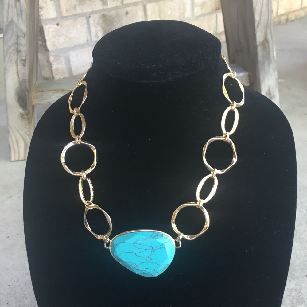 Turquoise and gold chain link fashion neck…